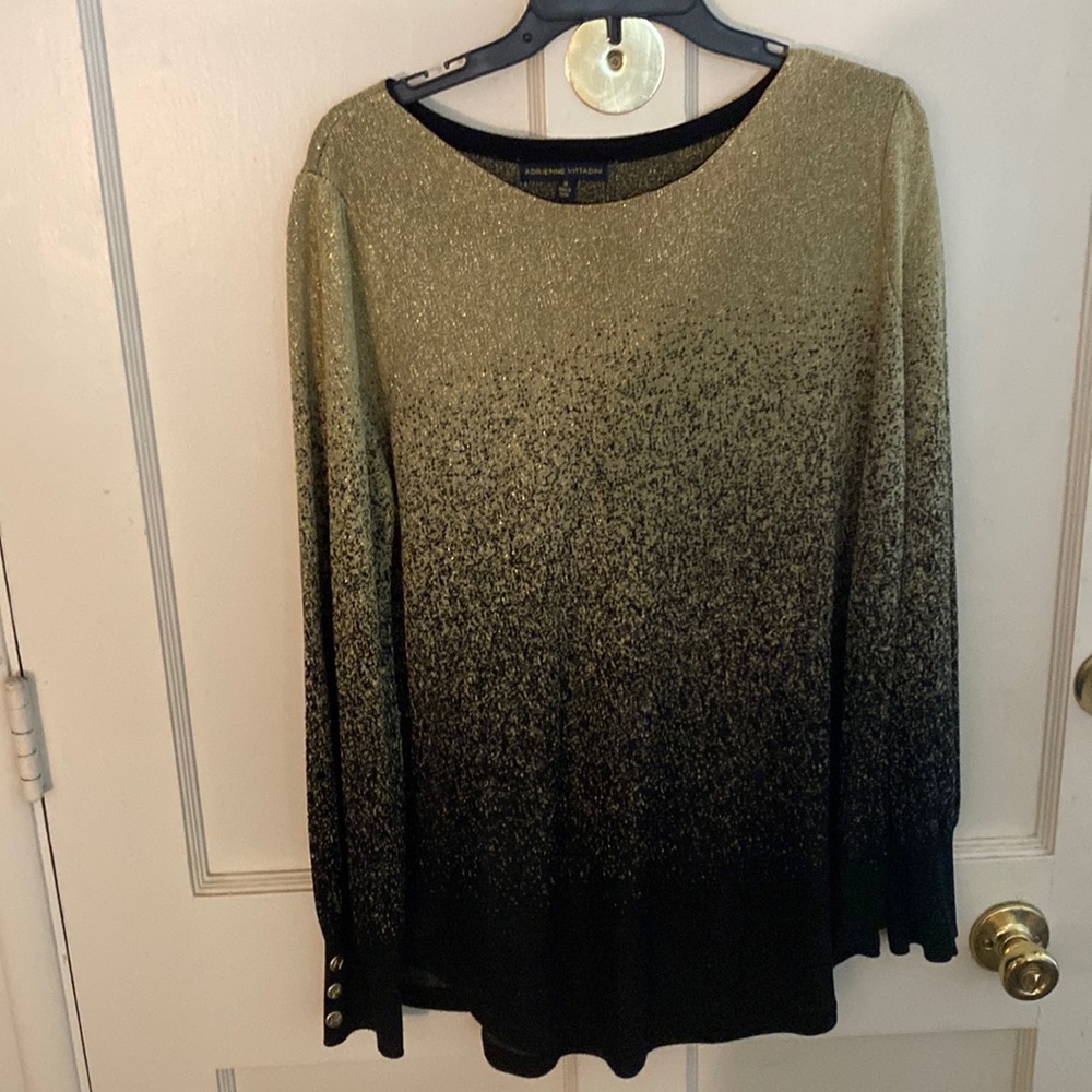 Metallic thread sweater black and gold